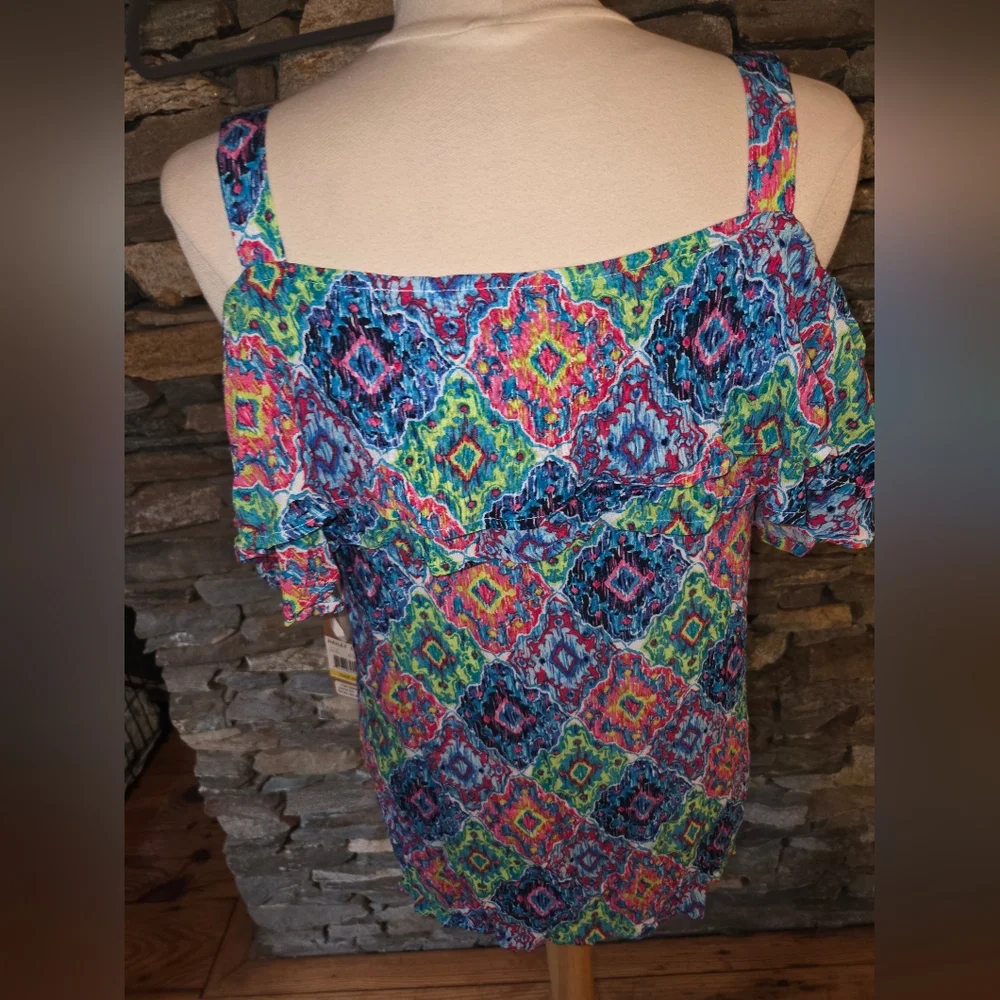 Hailey Lyn NWT Colorful Patterned Women's Off Shoulder With Straps Top - Picture 8 of 11